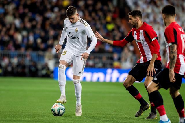 托马斯40分篮网大胜76人 福克斯41分国王屠牛