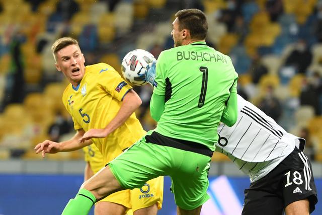 欧冠16强开战!巴萨获数据力挺 客场或先下一城