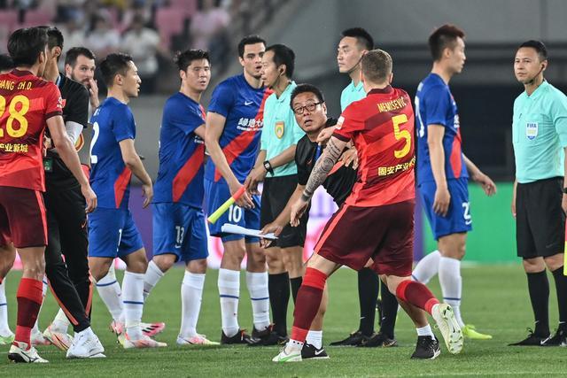 阿尔瓦雷斯：在马竞达到个人巅峰 成为最好的自己